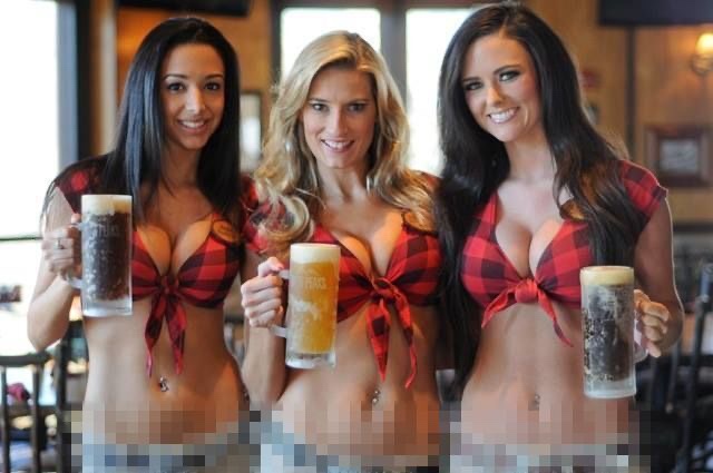 Cooters, Nation’s First Bottomless Bar, Hosts Grand&nbsp;Opening